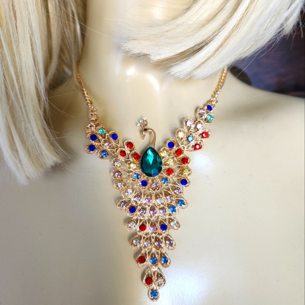 New Womens Bib Necklace Crystal Rhinestones Peacock